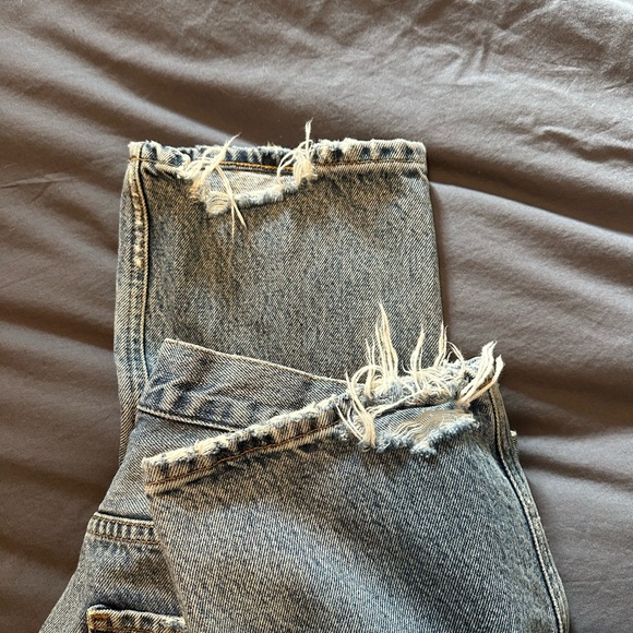 Agolde Riley Crop Denim - Picture 12 of 13